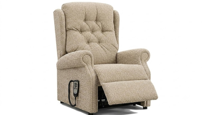 Thirsk Riser Recliner Chair in Petite size with a 16in seat height for the shorter person.