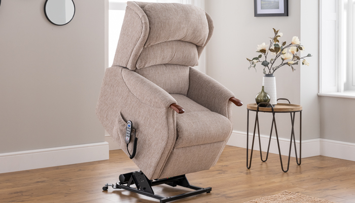 Westbury Grande Cloud Zero Riser Recliner in Raised Position