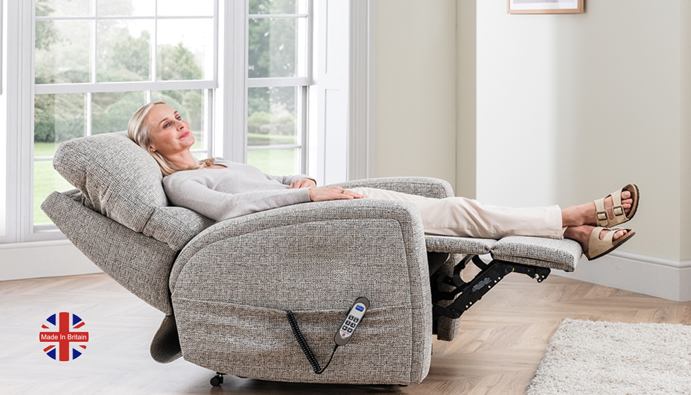 Southwell Standard Size, in raised standing position