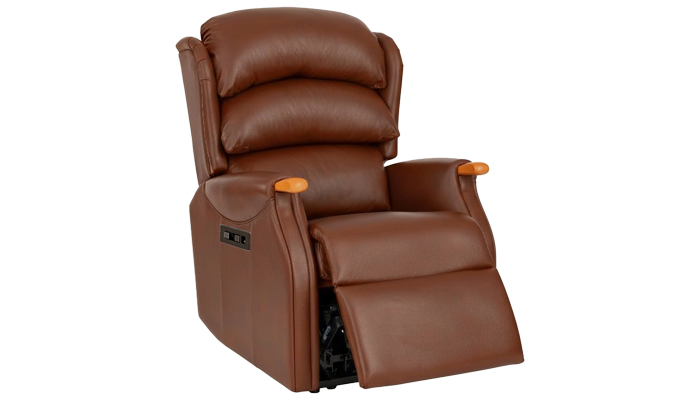 Westbury Grande Powered Recliner Frontal View